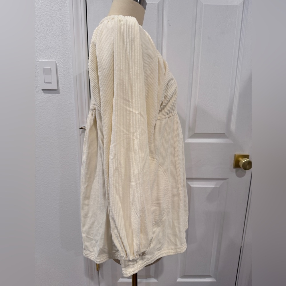 BNWOT Free People - We The Free Oversized Cream Buttoned Tunic Top - Picture 11 of 13